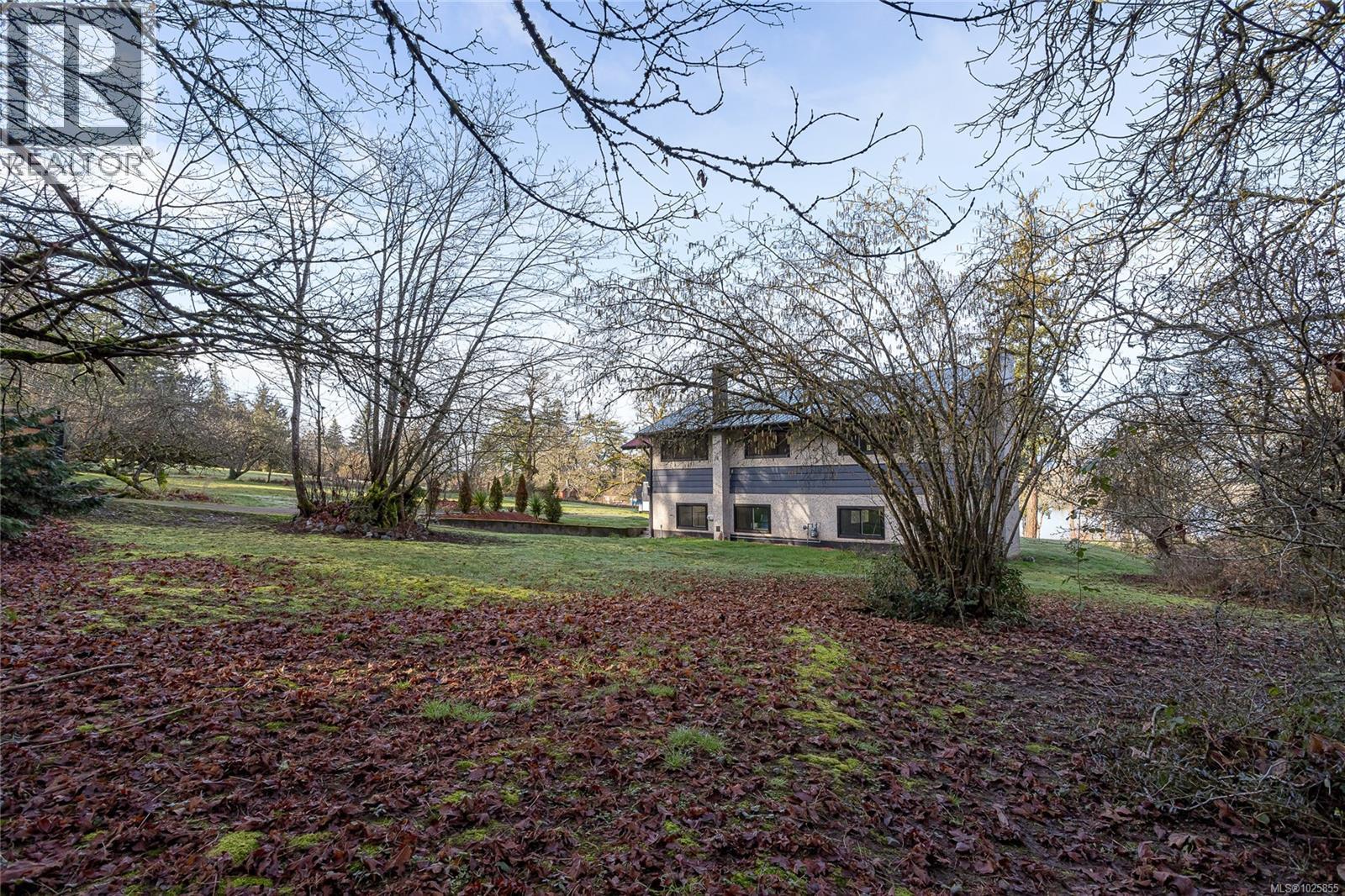 1743 Maple Bay Rd, Duncan