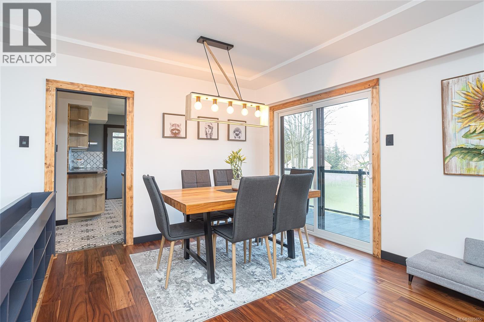 1743 Maple Bay Rd, Duncan