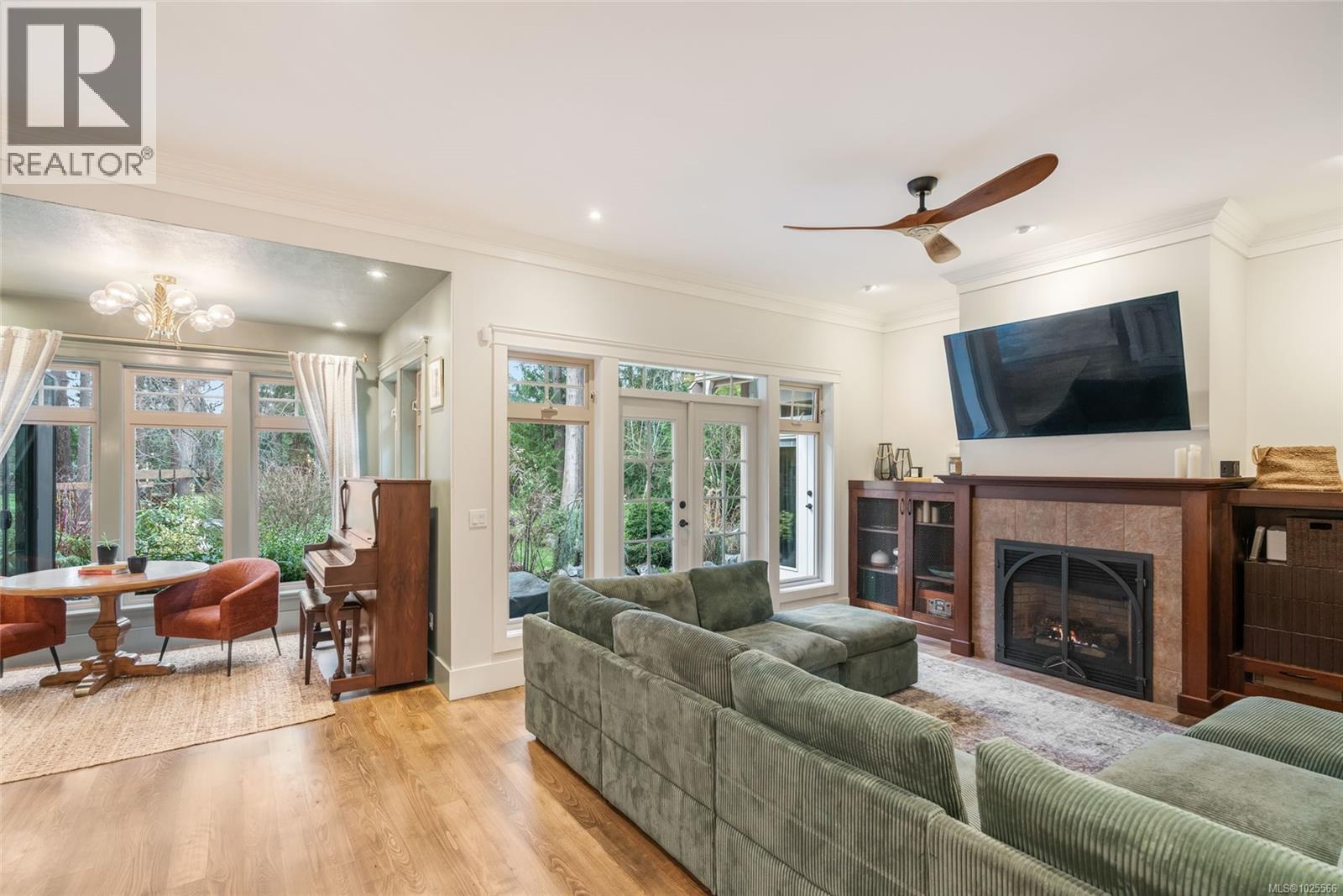 531 Yambury Rd, Qualicum Beach