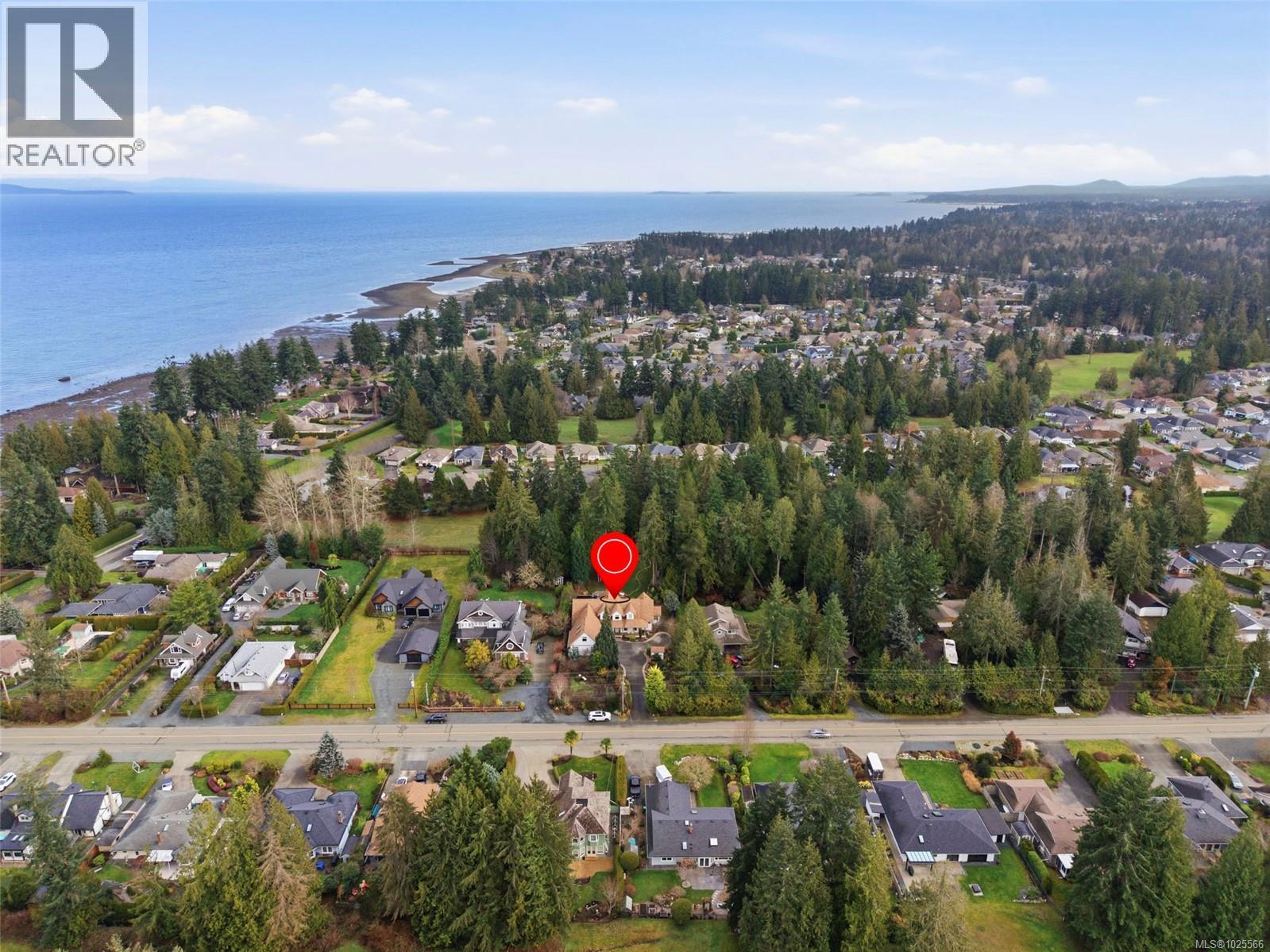 531 Yambury Rd, Qualicum Beach
