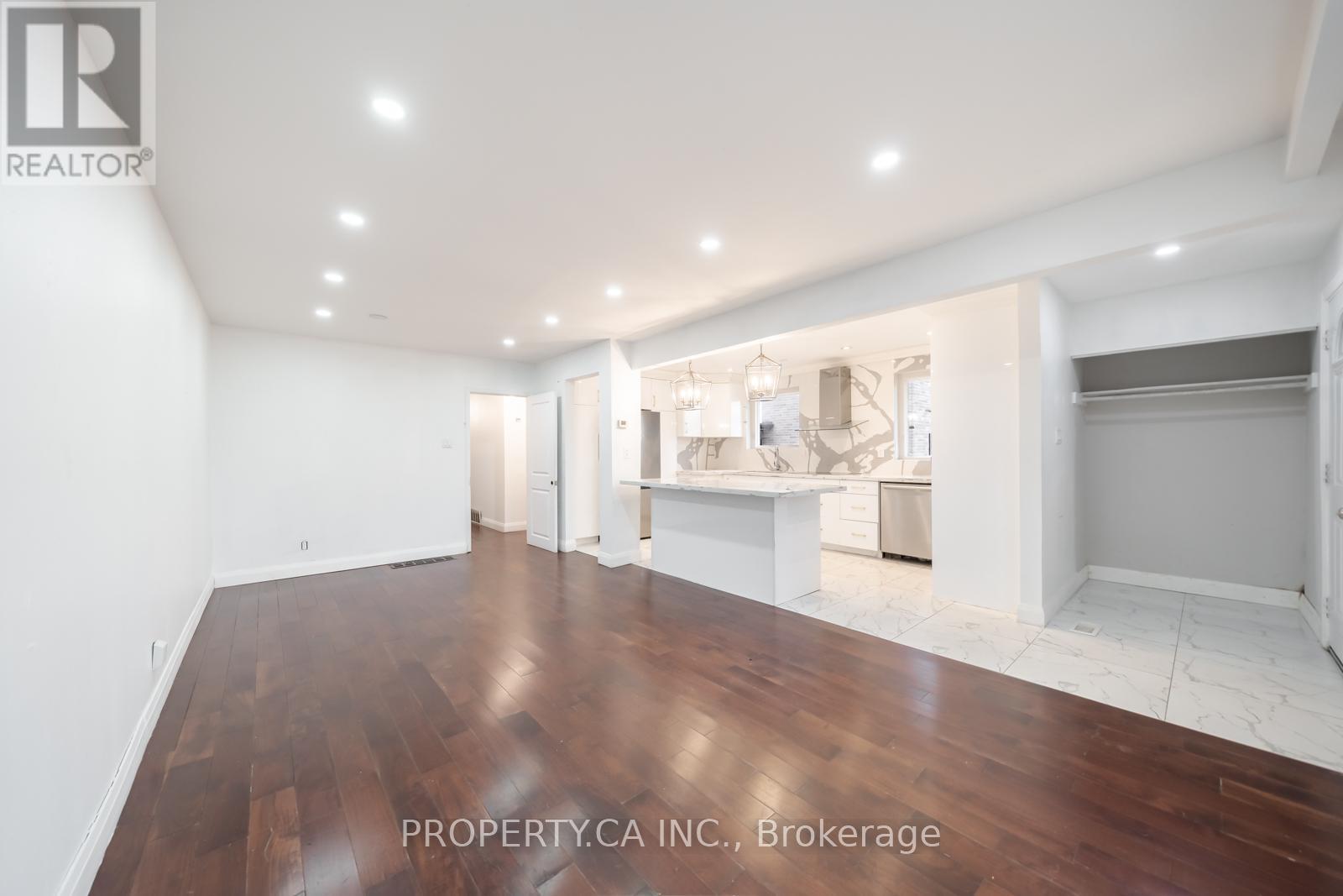 76 RUTHMAR CRESCENT - Photo 5 of 28, Toronto (Black Creek), Ontario