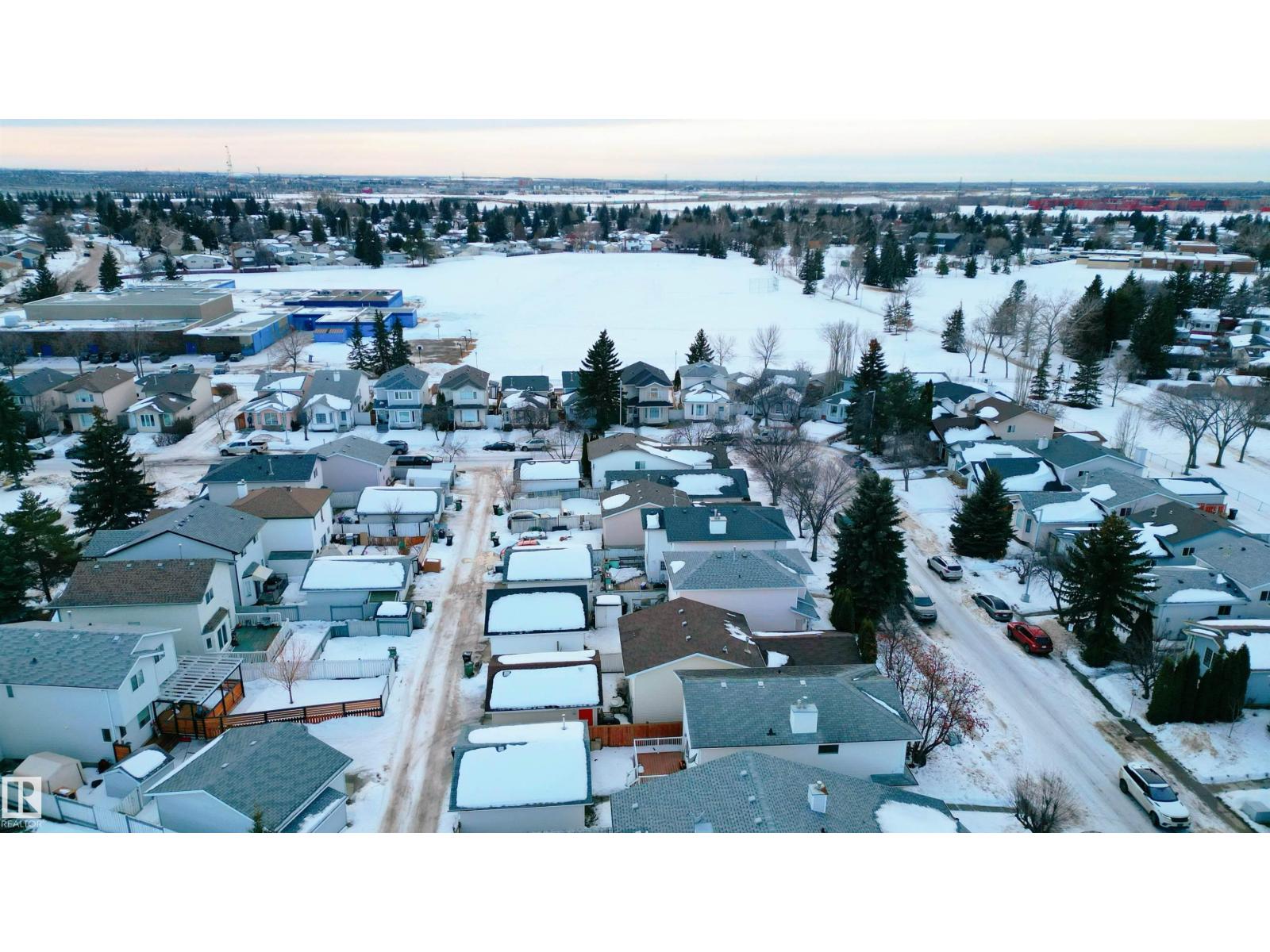 
          1535 80A Street NW
            <br/>
            <span>Edmonton</span>
            , 
            <span>AB</span>
             <span>T6K4E2</span>
         - Photo 10