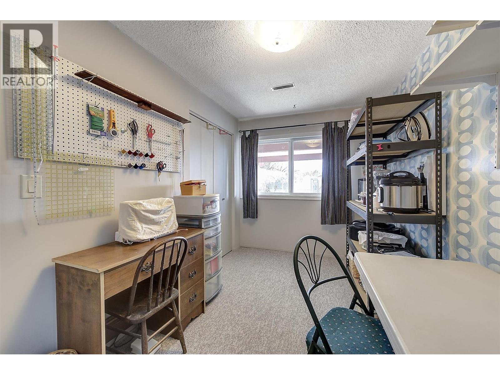 919 McCartney Road, West Kelowna