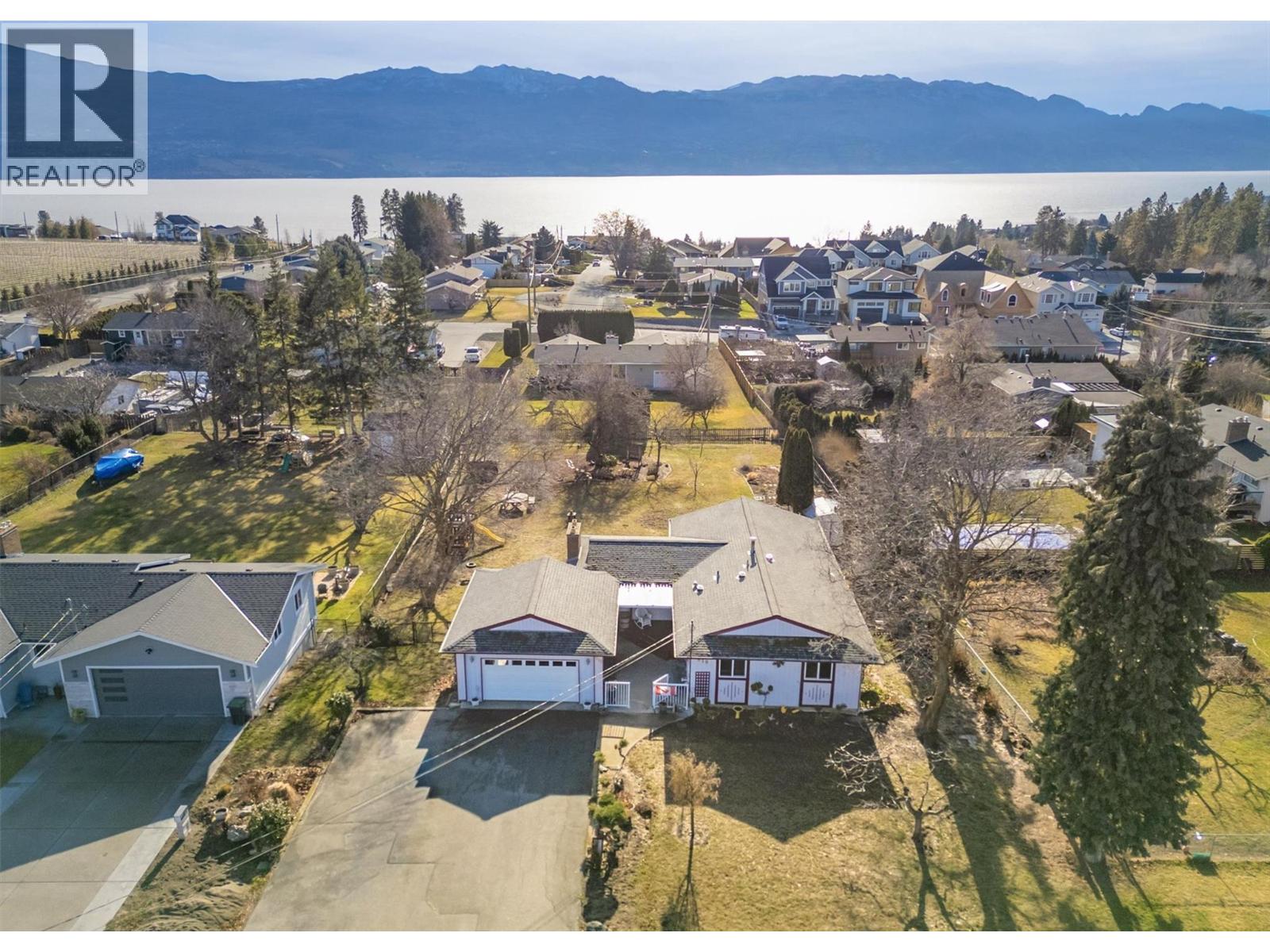 919 McCartney Road, West Kelowna