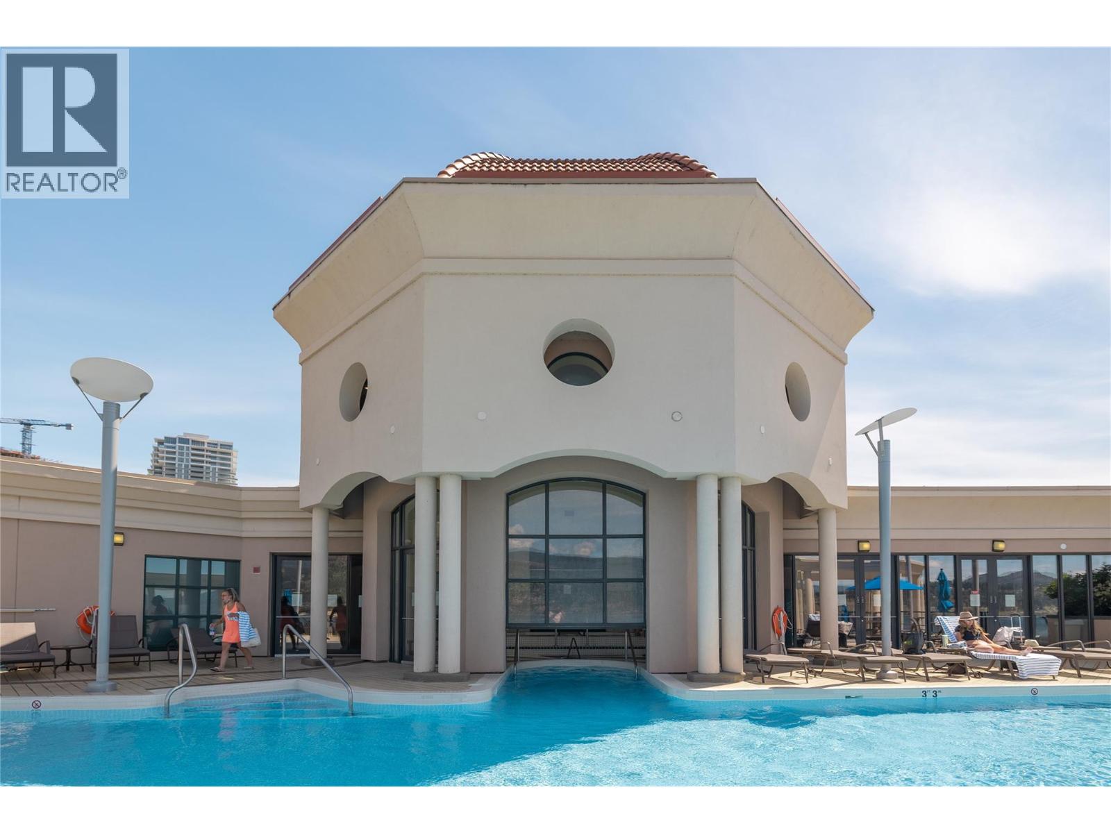 464 (B12) 1288 Water Street, Kelowna