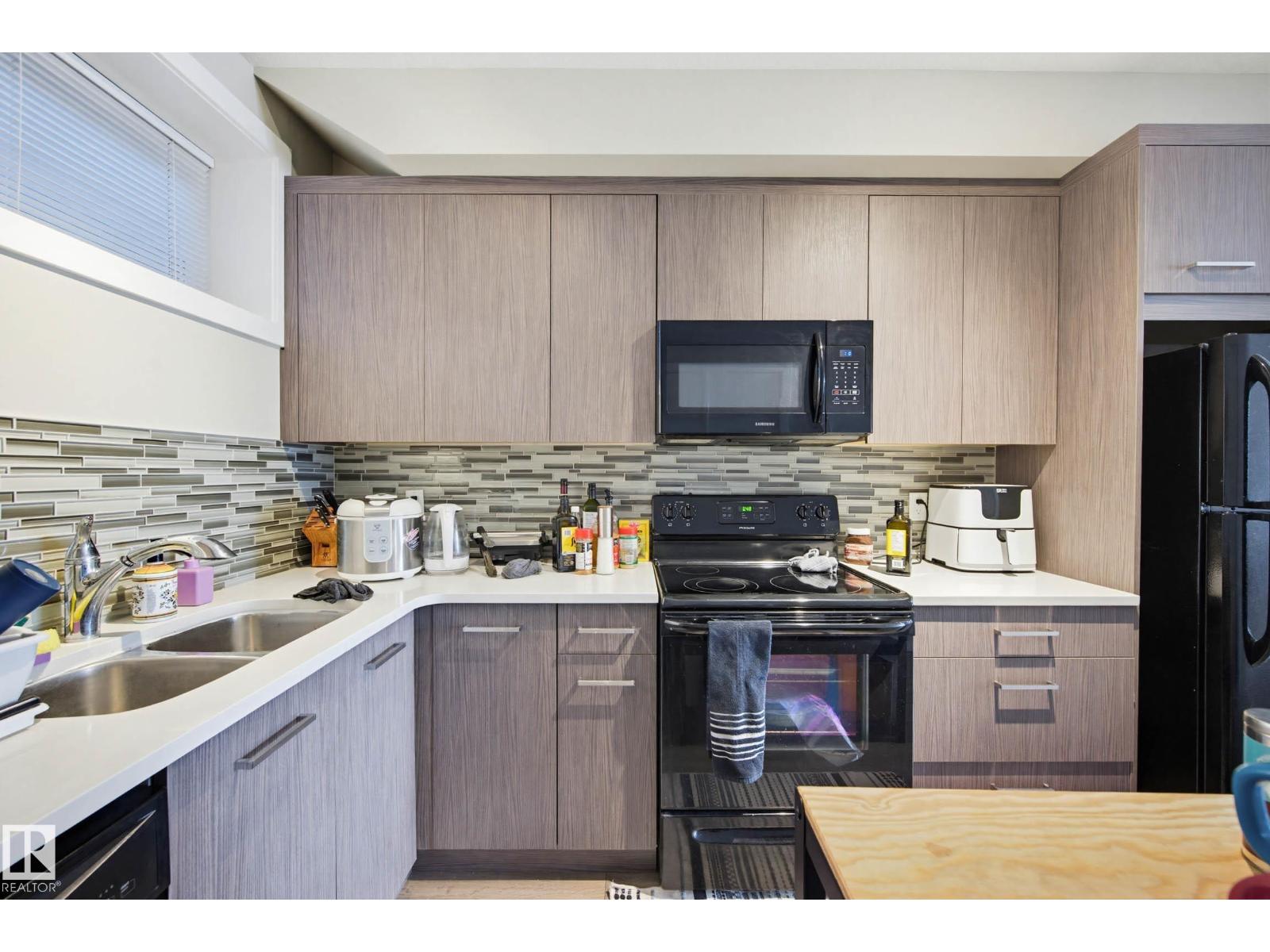 #90 2560 PEGASUS BV NW, Edmonton