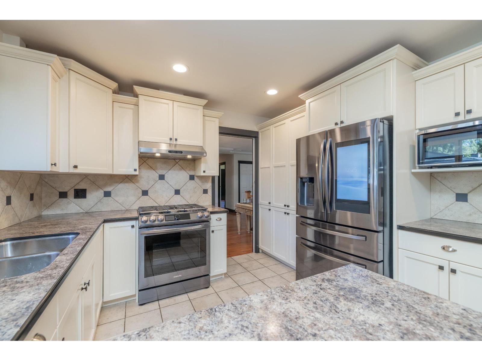 4671 197A STREET, Langley