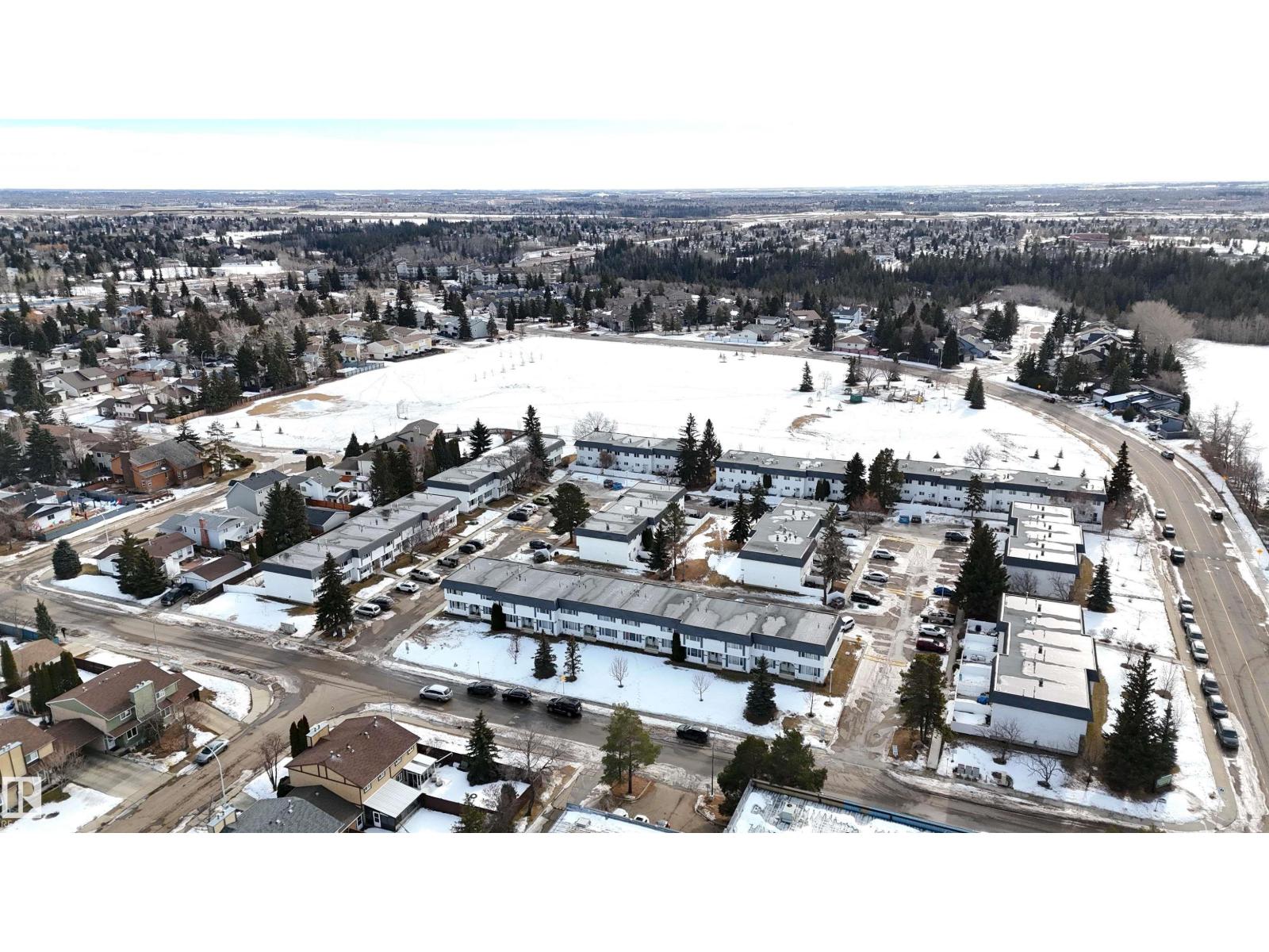 11357 22 AV NW, Edmonton