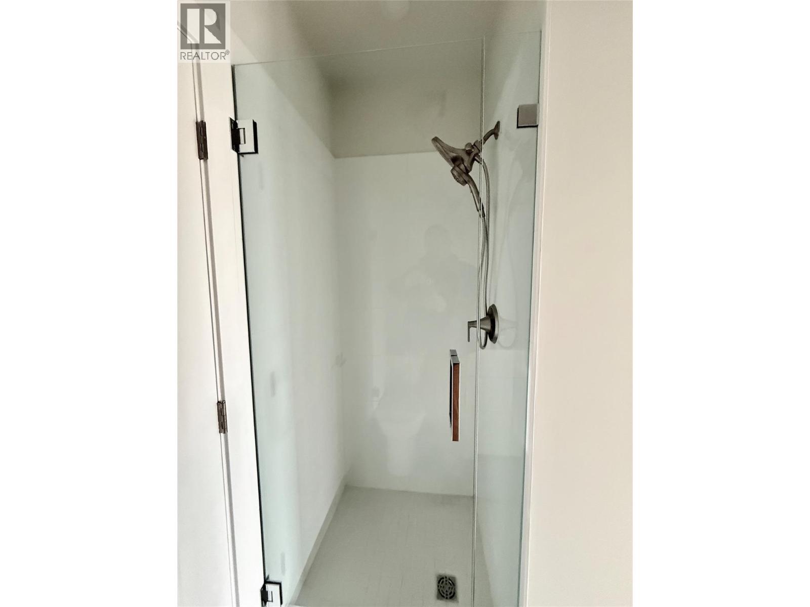 937 SPILLWAY Road Unit# 104, Oliver