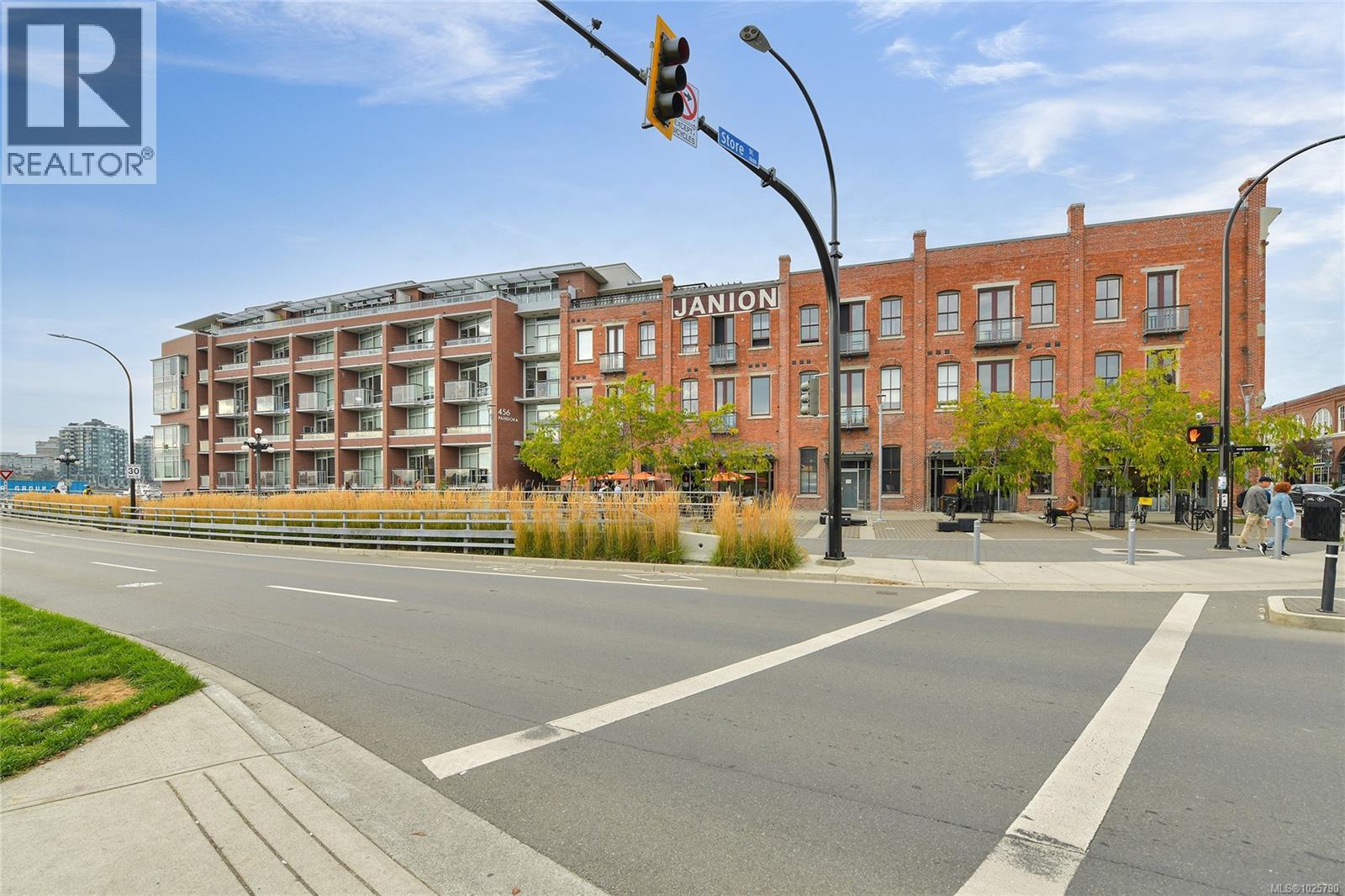 216 456 Pandora Avenue, Victoria