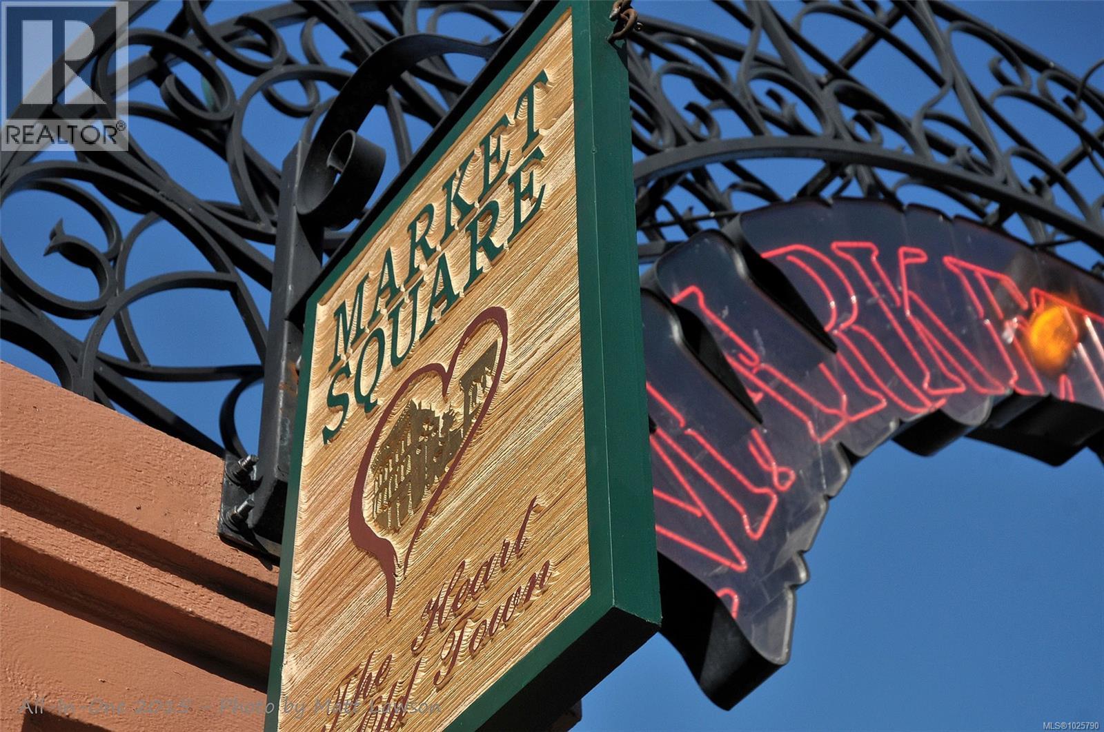 216 456 Pandora Avenue, Victoria