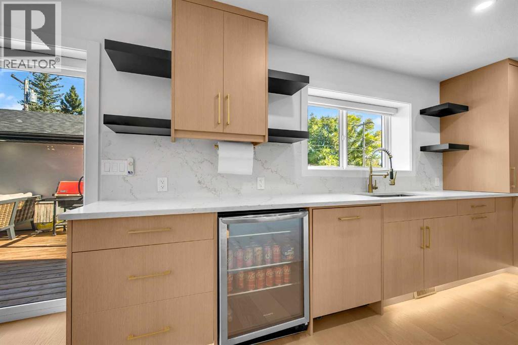 Single Family House for Sale in  Vauxhall Crescent NW Varsity Calgary 