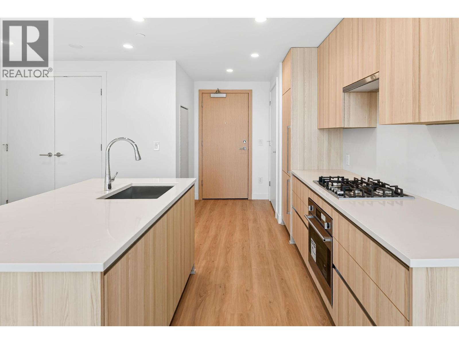 1505 238 Leon Avenue, Kelowna