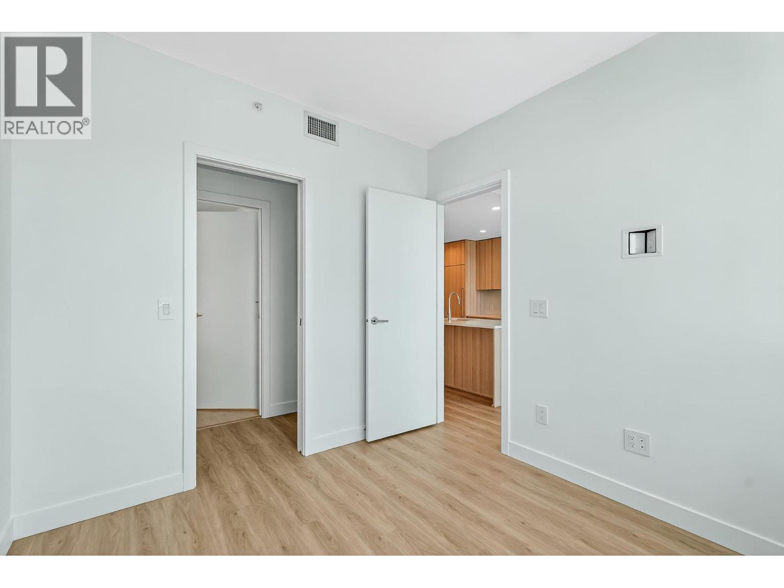 1505 238 Leon Avenue, Kelowna