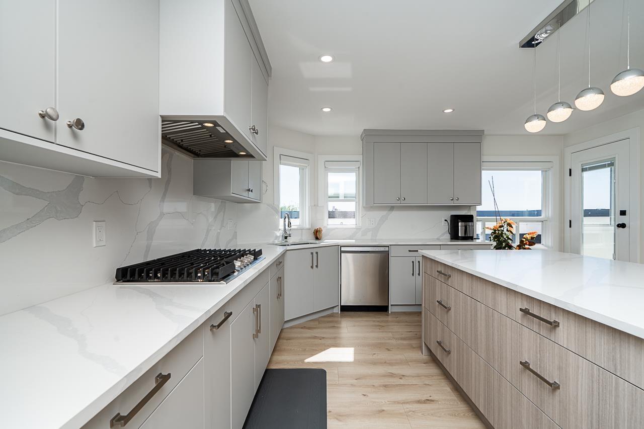 15452 VICTORIA AVENUE, White Rock