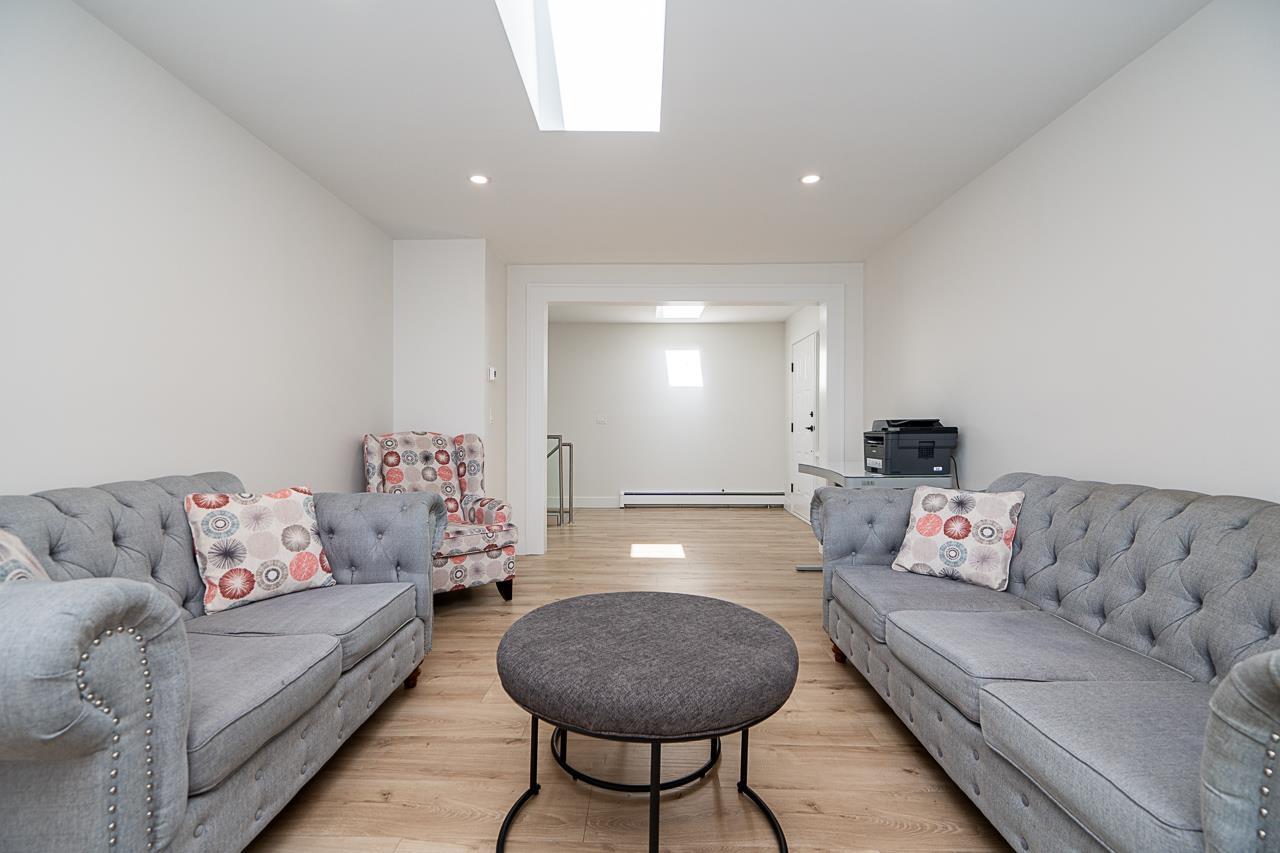 15452 VICTORIA AVENUE, White Rock