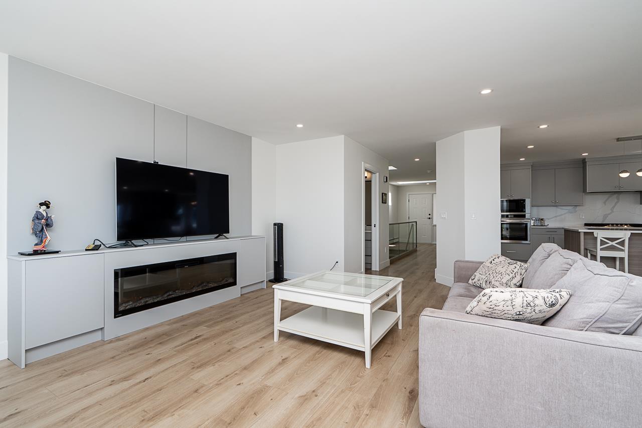 15452 VICTORIA AVENUE, White Rock