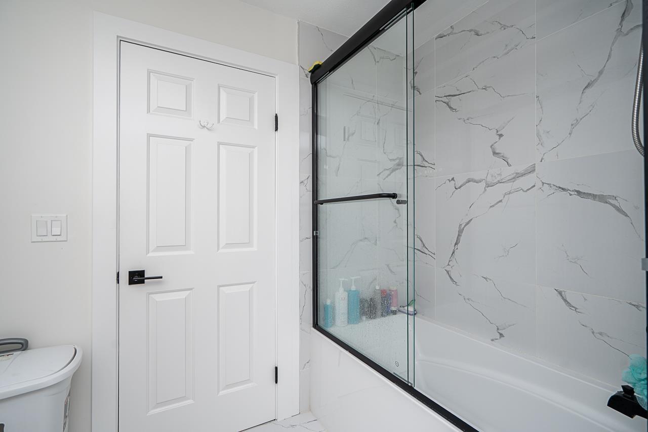 15452 VICTORIA AVENUE, White Rock