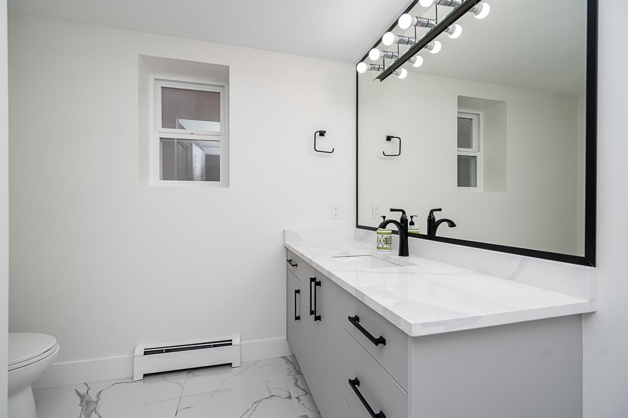 15452 VICTORIA AVENUE, White Rock