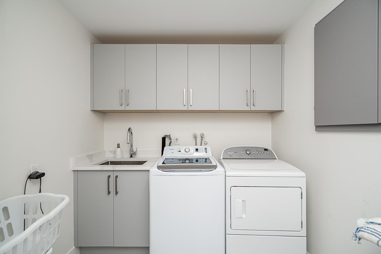 15452 VICTORIA AVENUE, White Rock