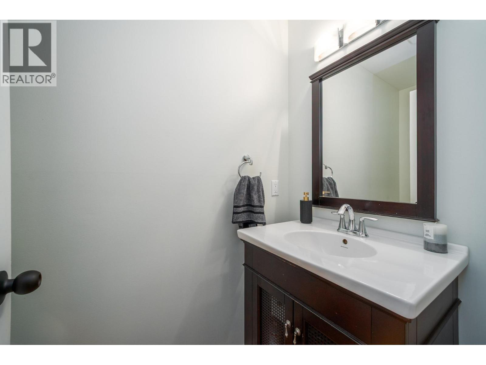1686 Thayer Court - 23