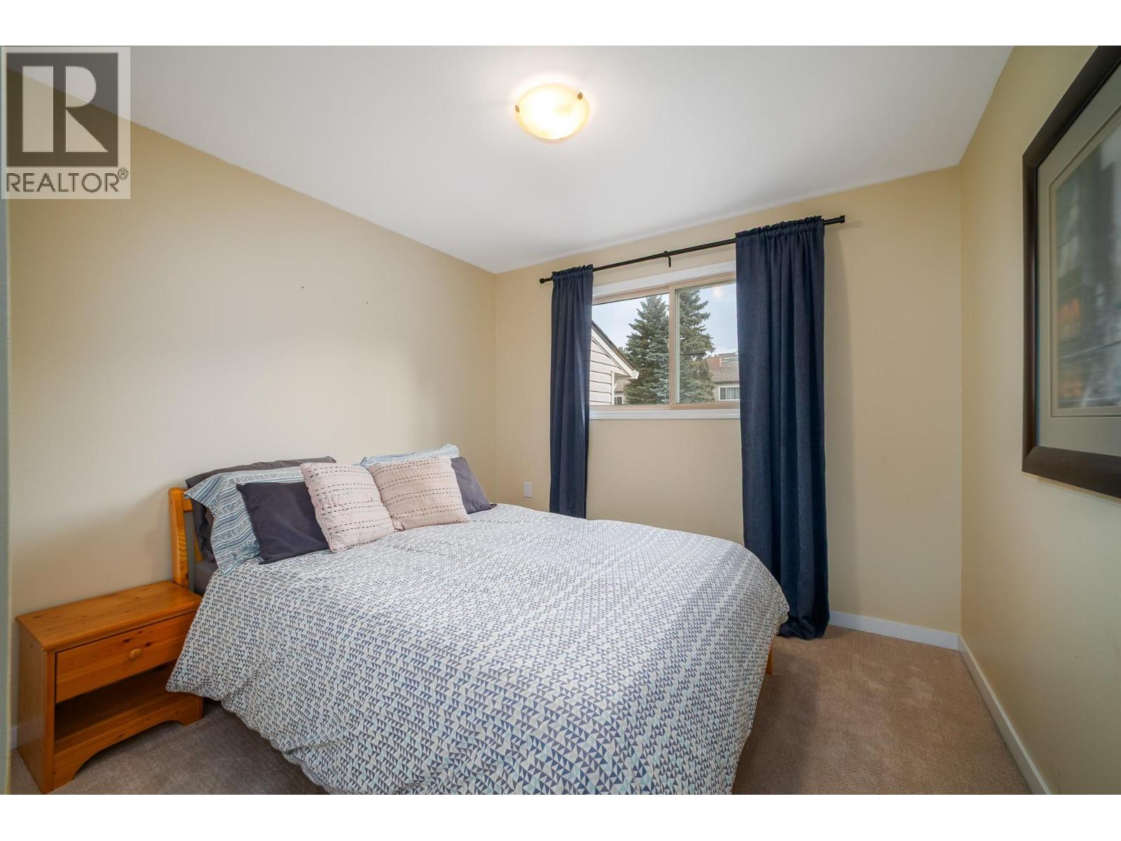1686 Thayer Court - 33