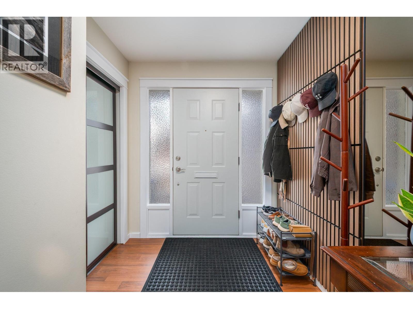 1686 Thayer Court - 4
