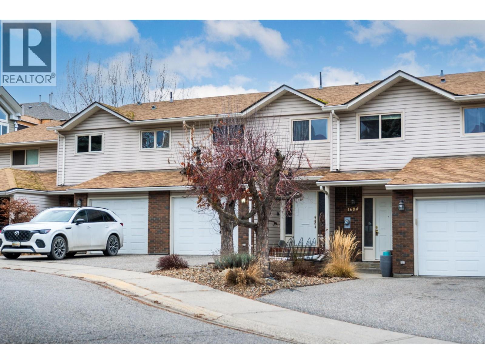 1686 Thayer Court - 52