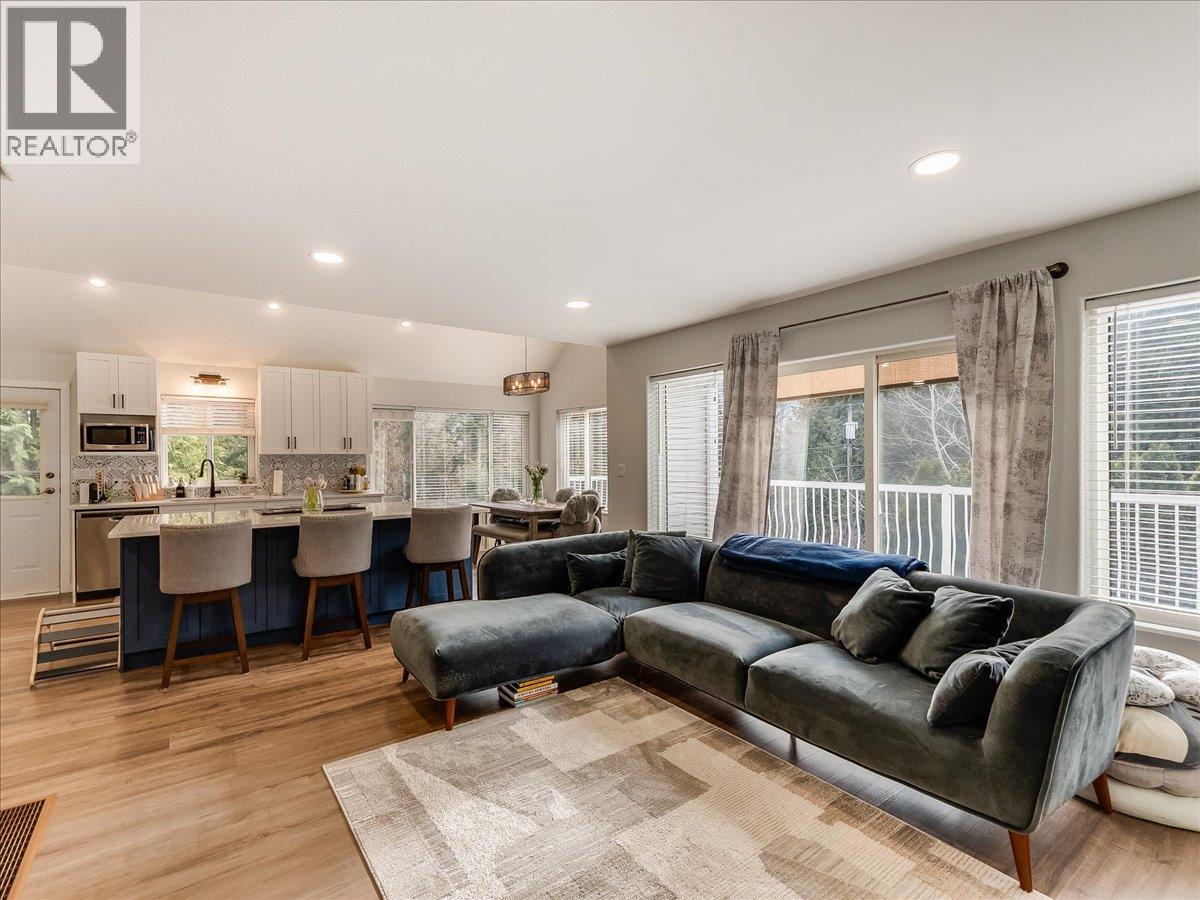 1105 Christie Road - 13