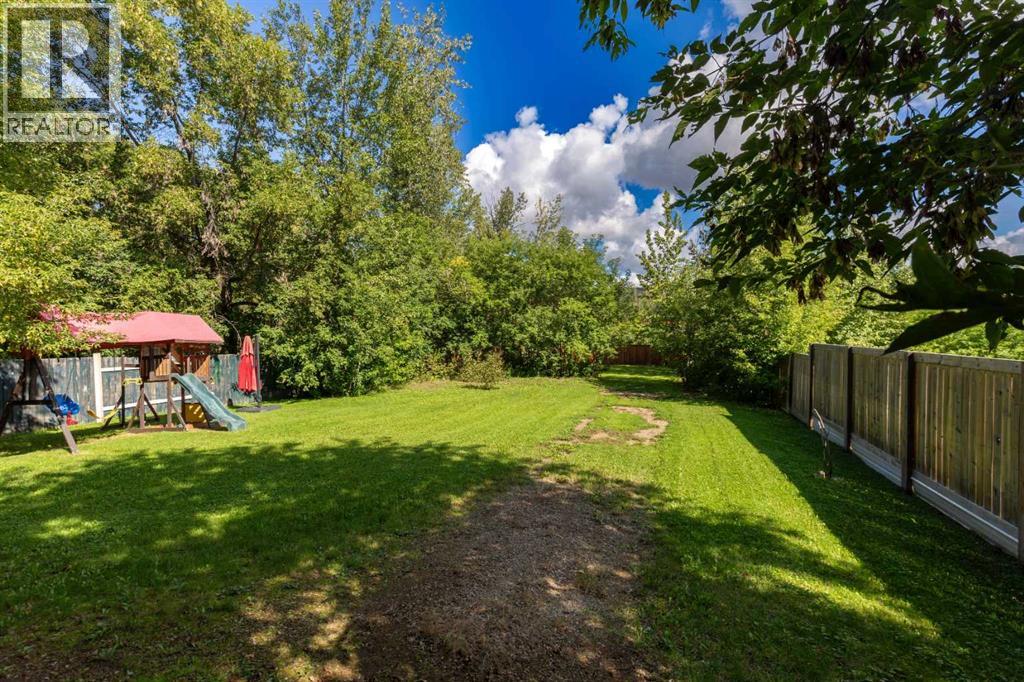 53 Fitzsimmons Avenue, Fort McMurray