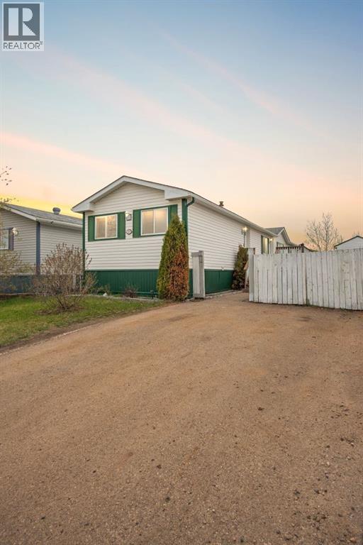109 McTavish Crescent, Fort McMurray