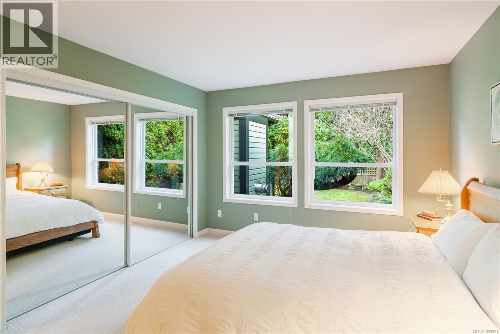 523 Seaward Way, Qualicum Beach