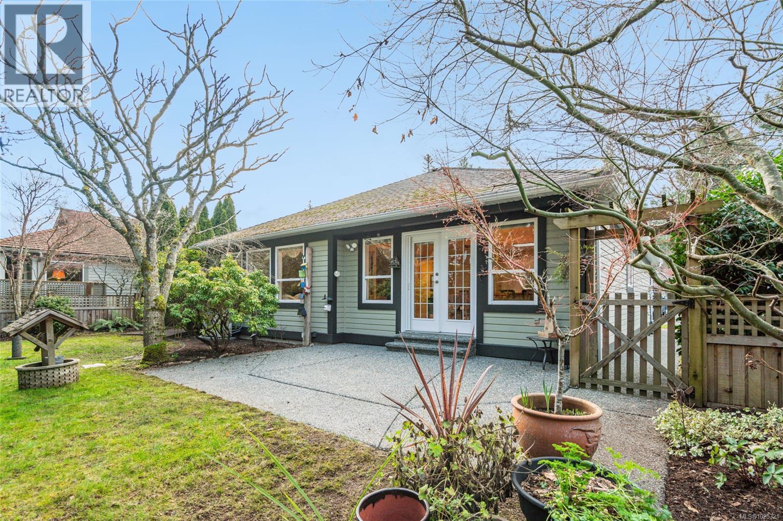 523 Seaward Way, Qualicum Beach