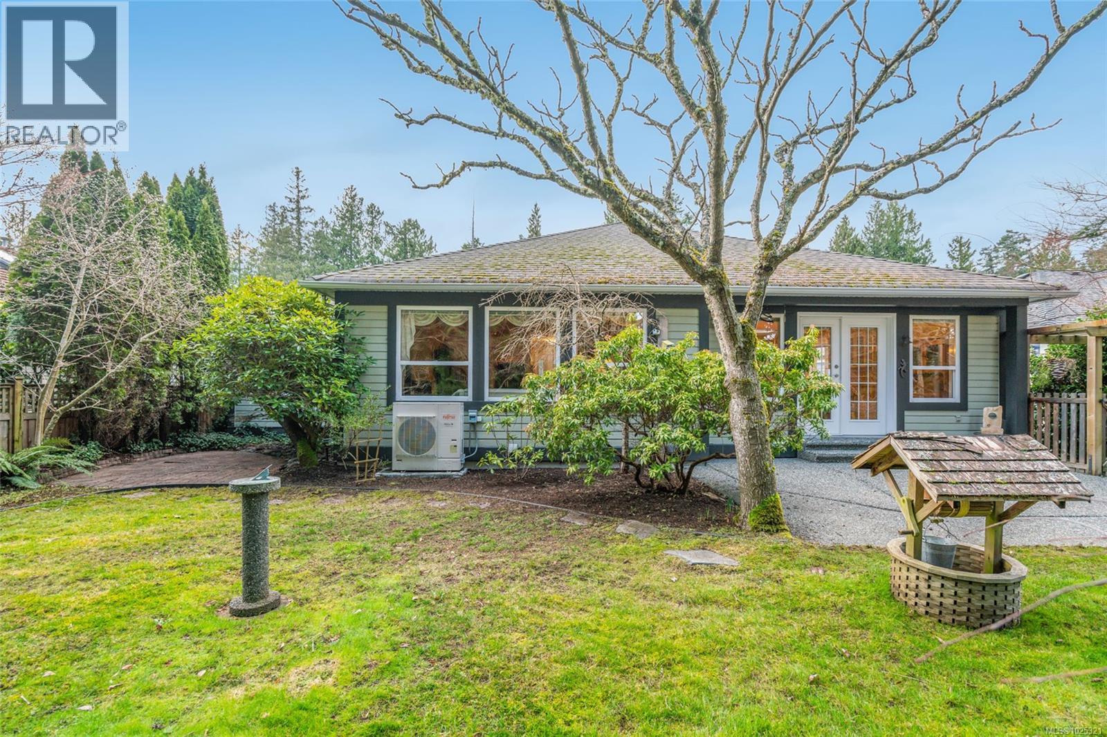 523 Seaward Way, Qualicum Beach