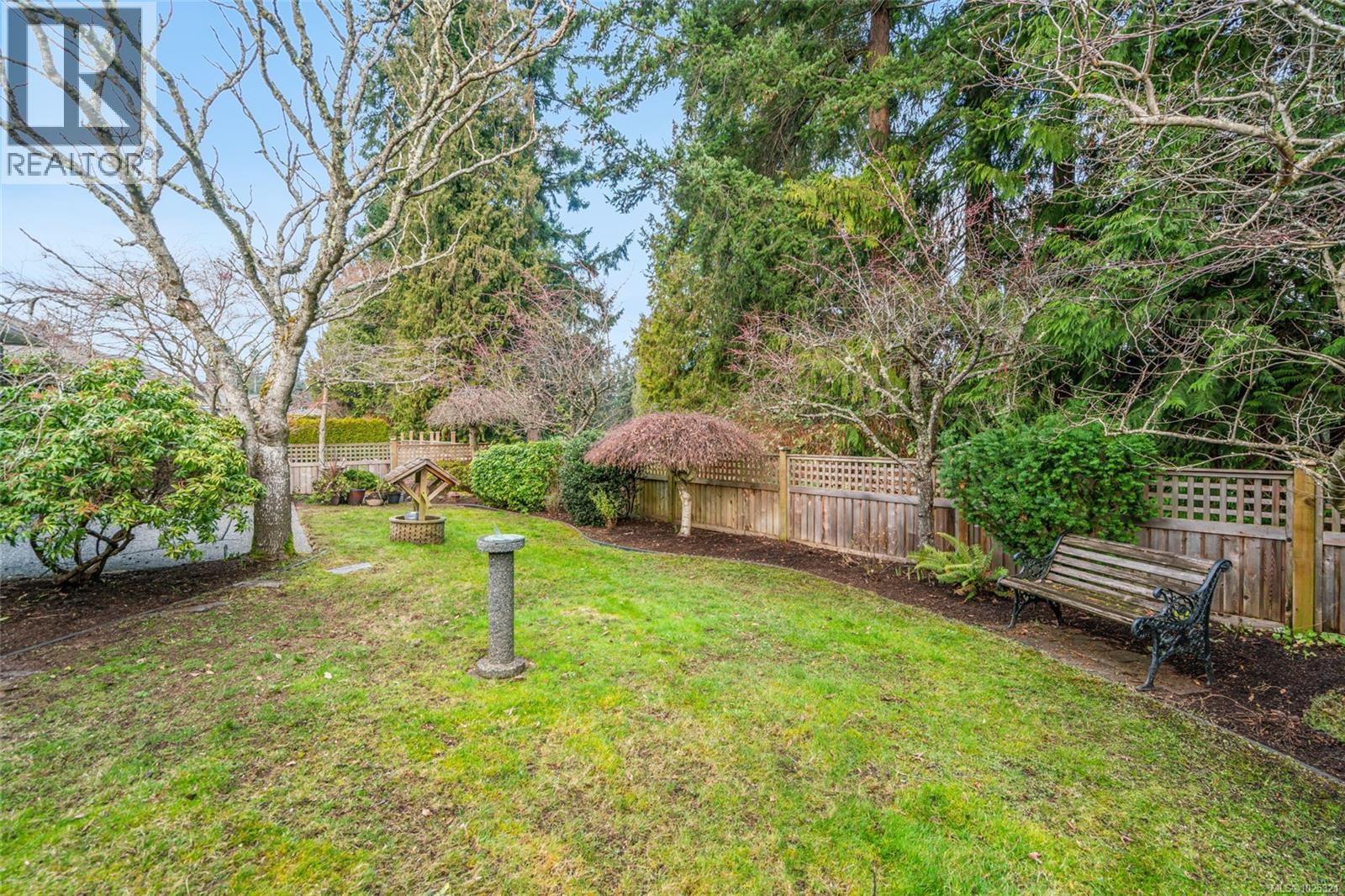 523 Seaward Way, Qualicum Beach