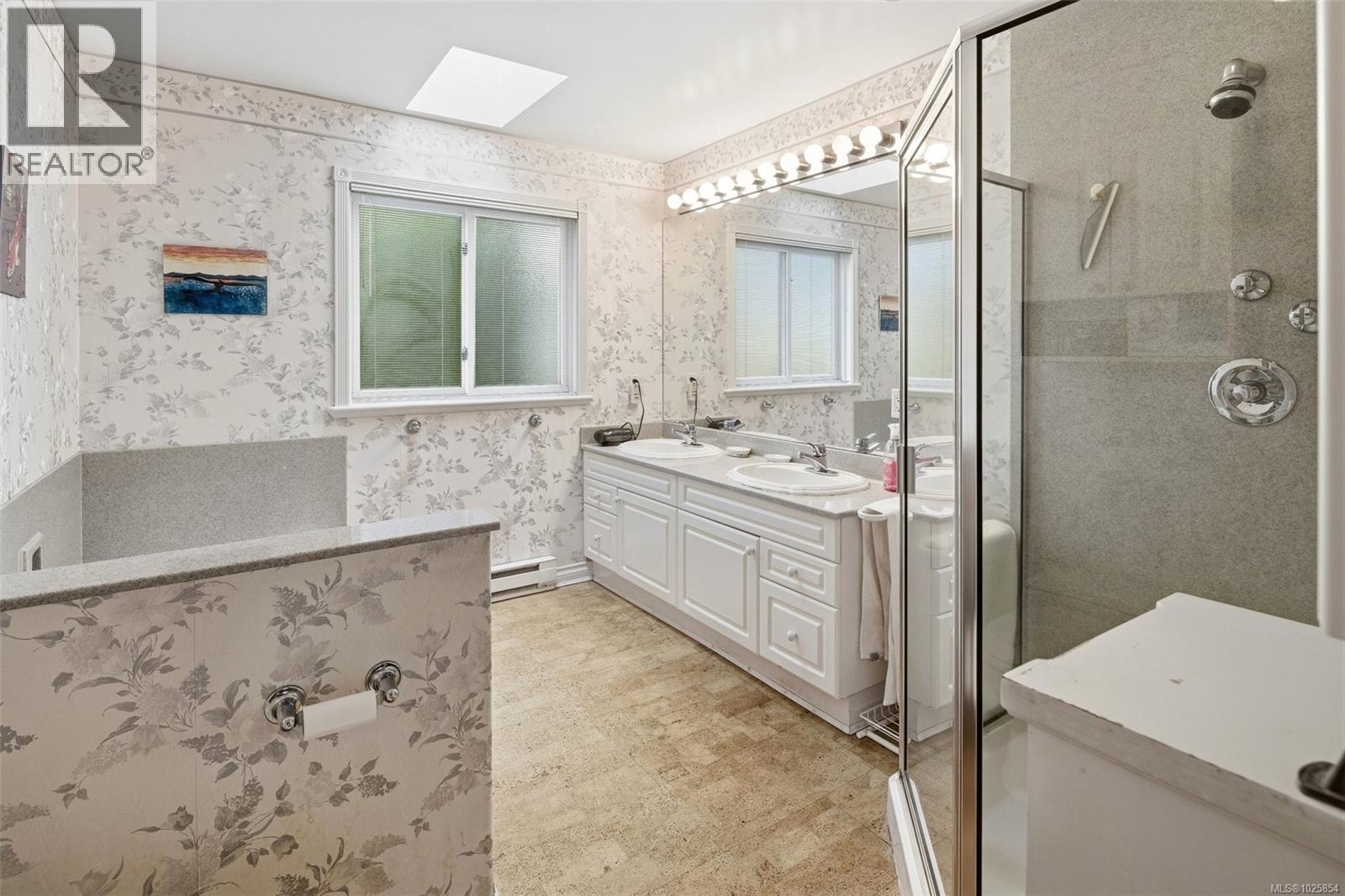  578 Island Road, Oak Bay