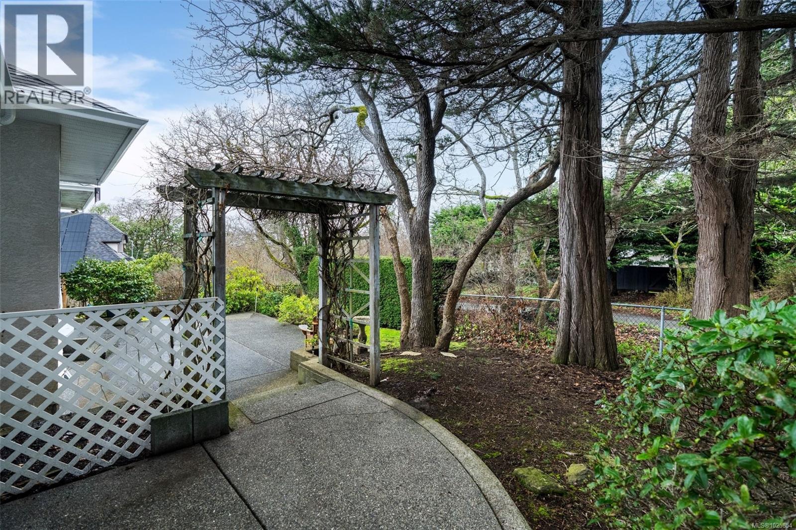  578 Island Road, Oak Bay