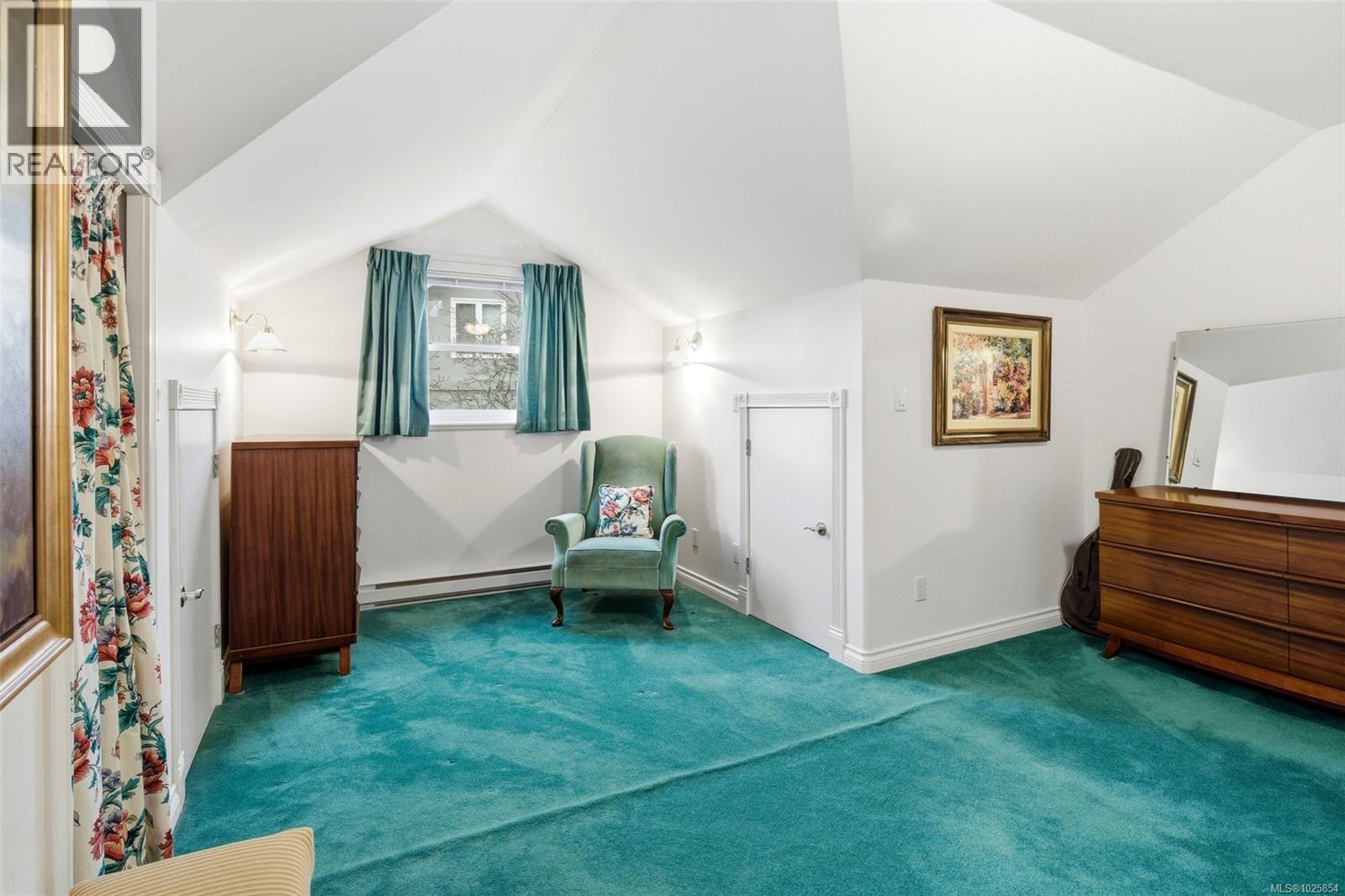  578 Island Road, Oak Bay