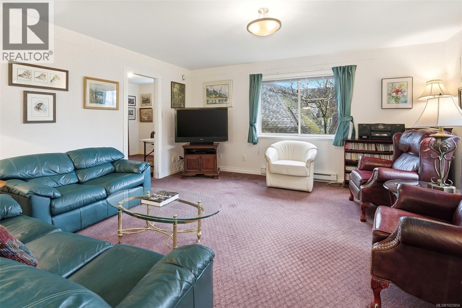  578 Island Road, Oak Bay