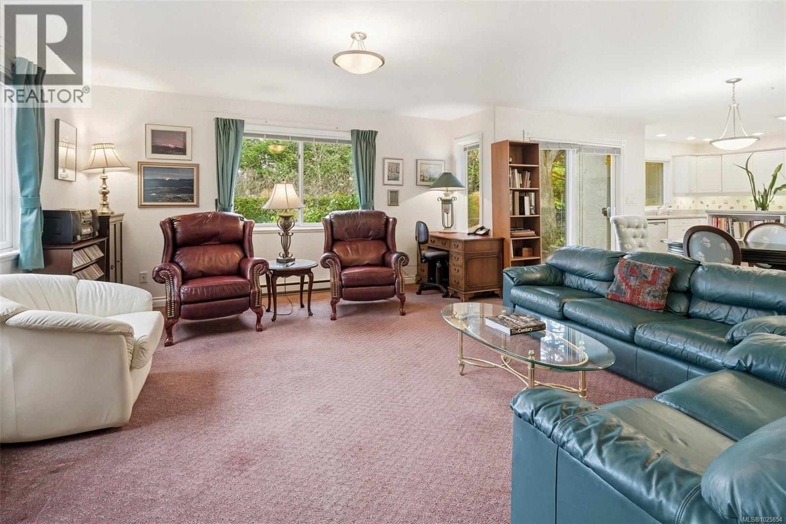  578 Island Road, Oak Bay