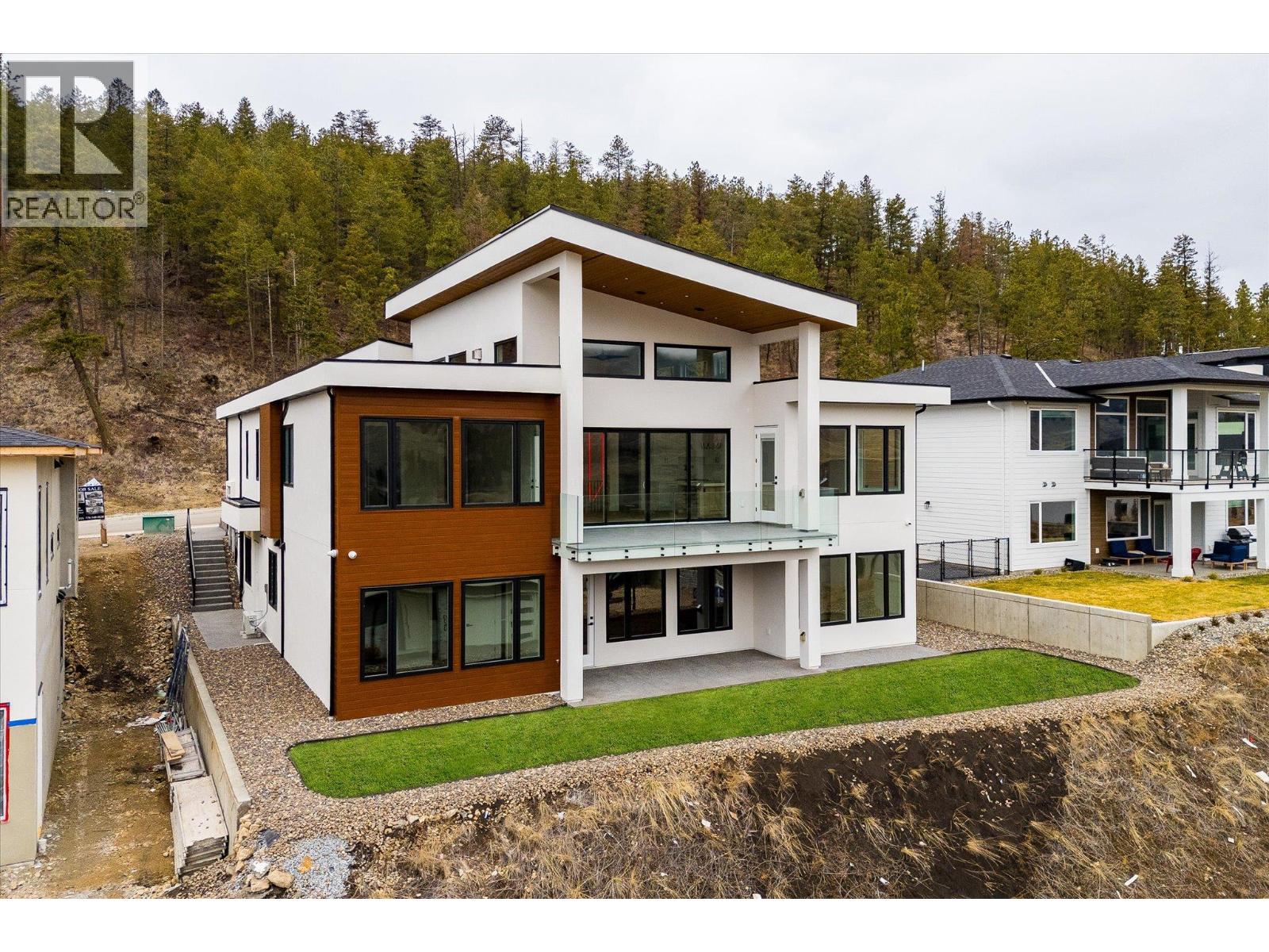 979 Loseth Drive, Kelowna