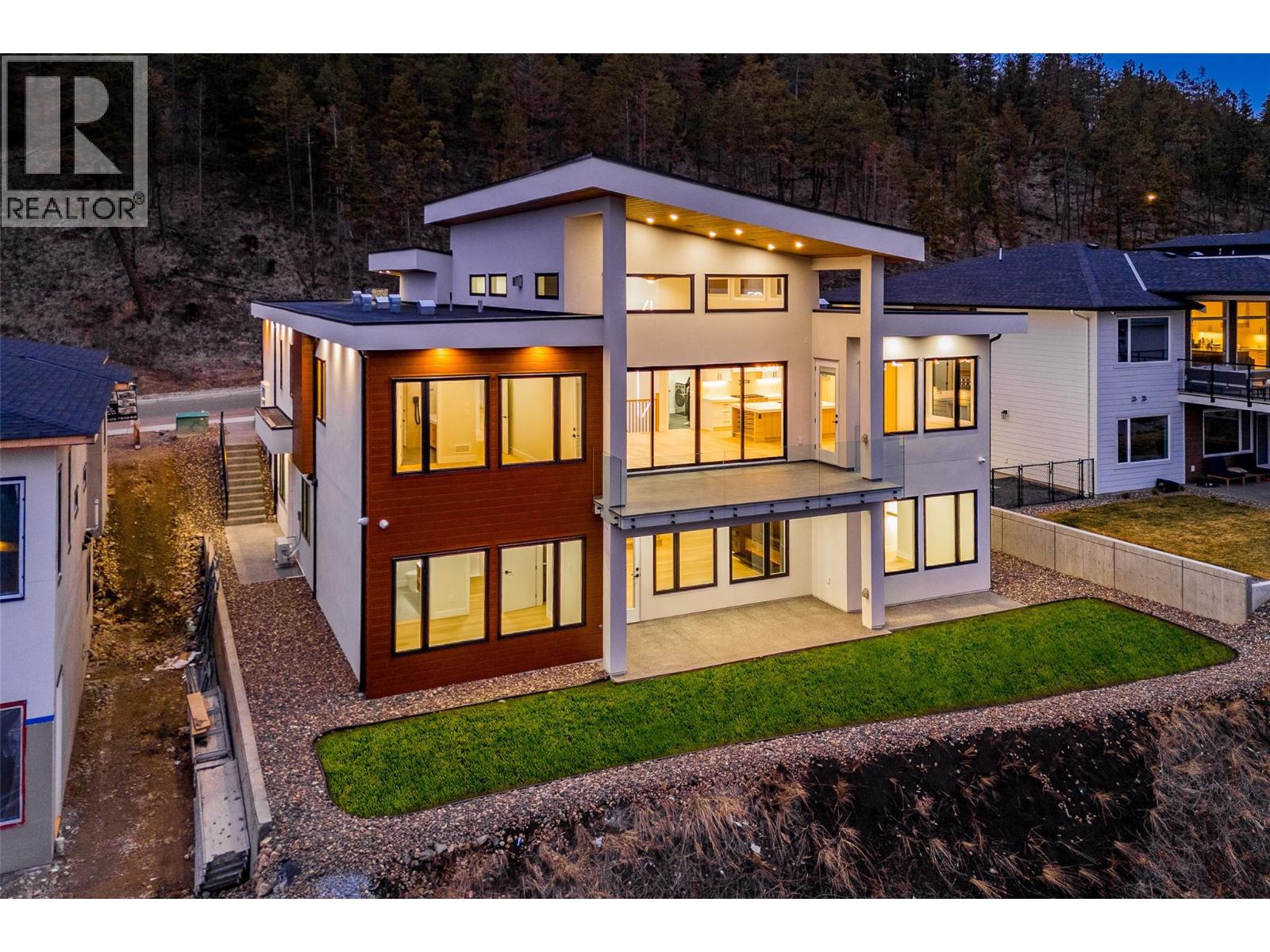 979 Loseth Drive, Kelowna