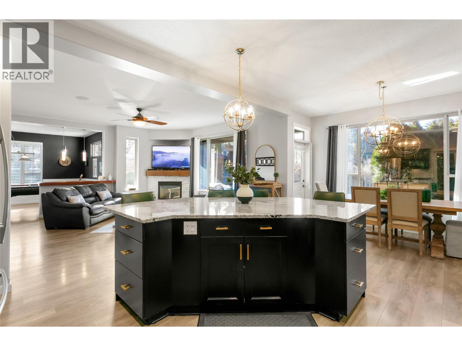 5074 Windsong Crescent, Kelowna