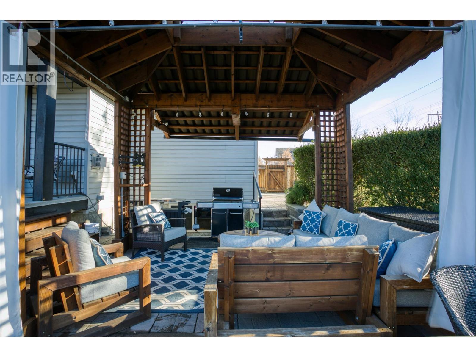 5074 Windsong Crescent, Kelowna