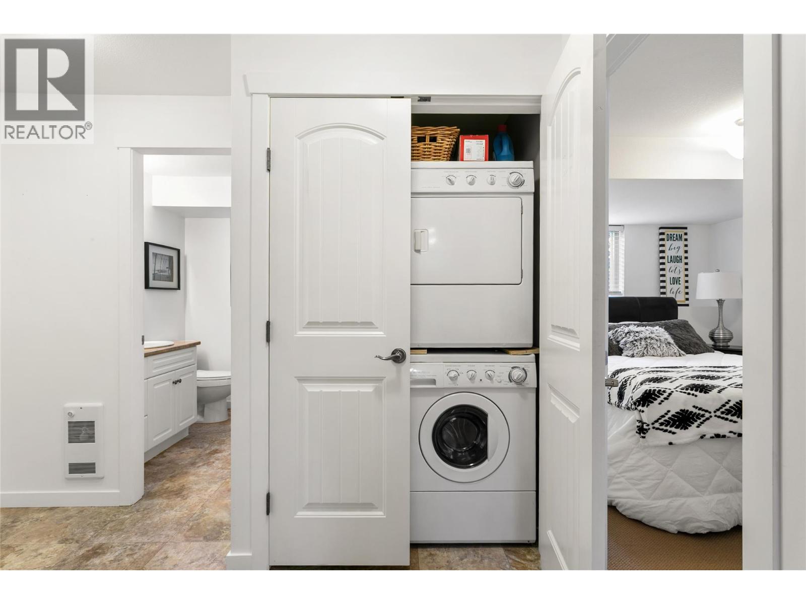 5074 Windsong Crescent, Kelowna