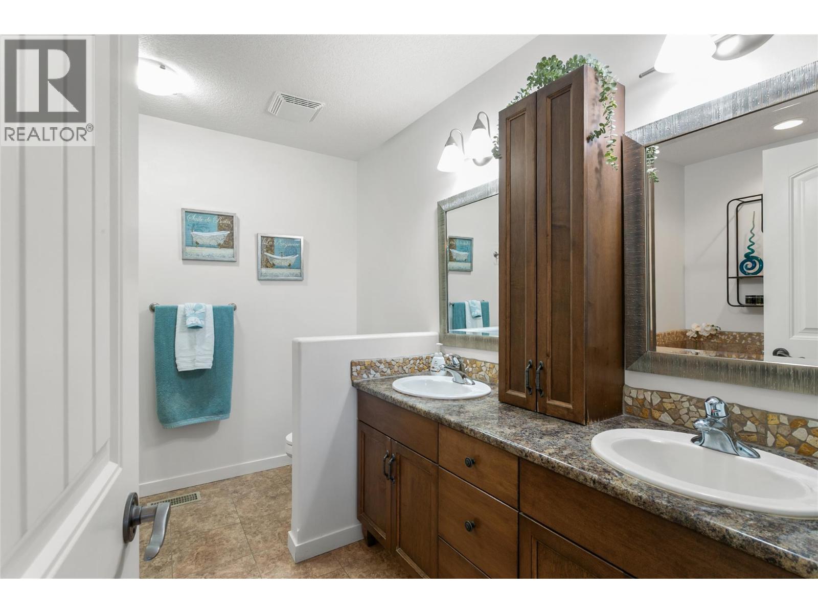 5074 Windsong Crescent, Kelowna