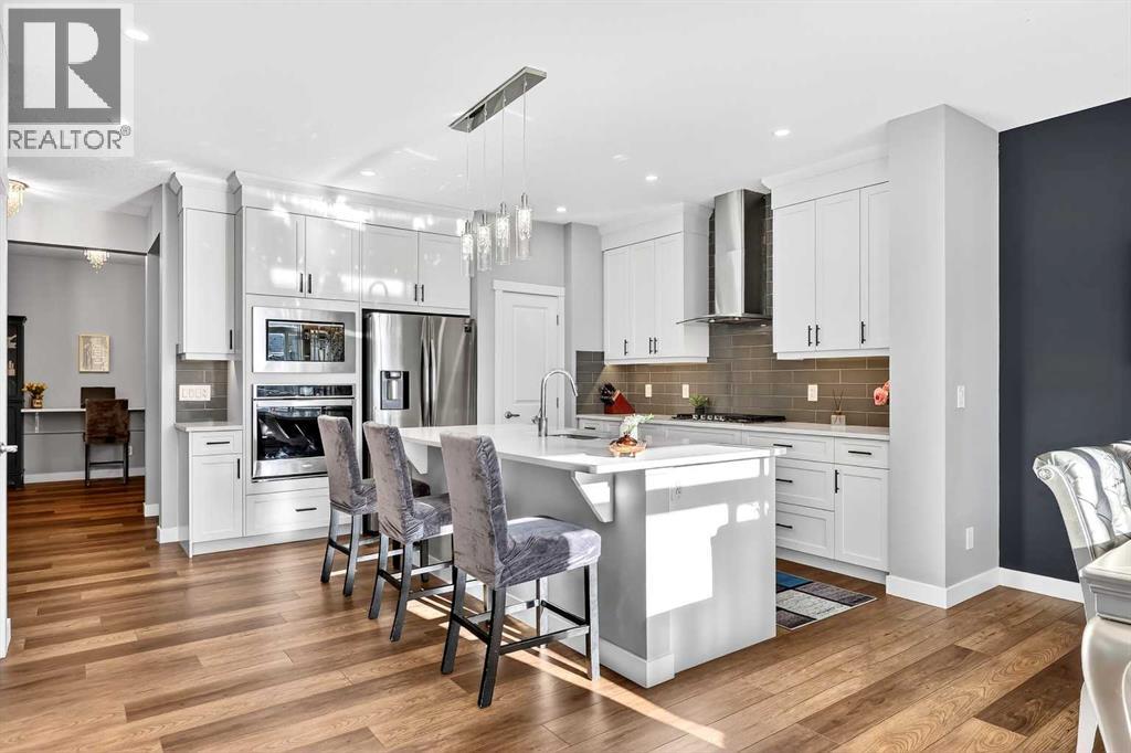 Single Family House for Sale in  Evansfield Manor NW Evanston Calgary 