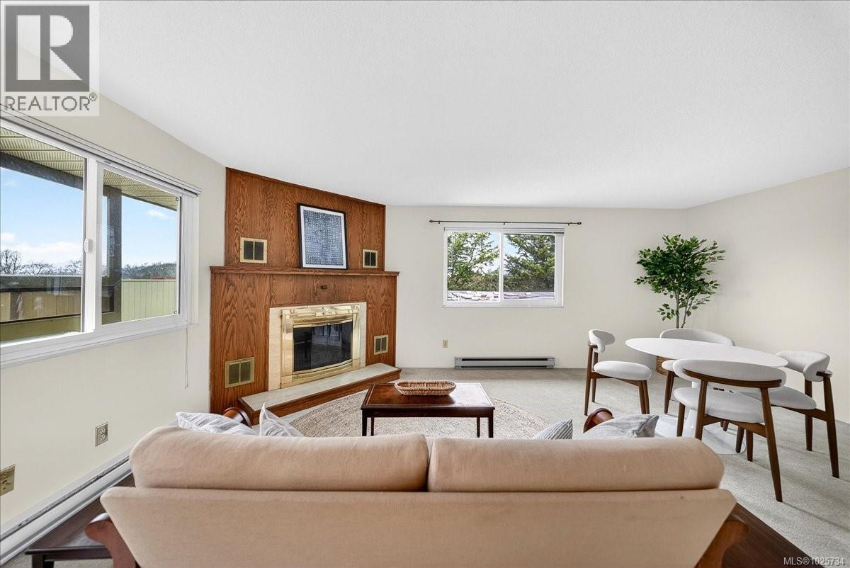 403 1010 Bristol Road, Saanich