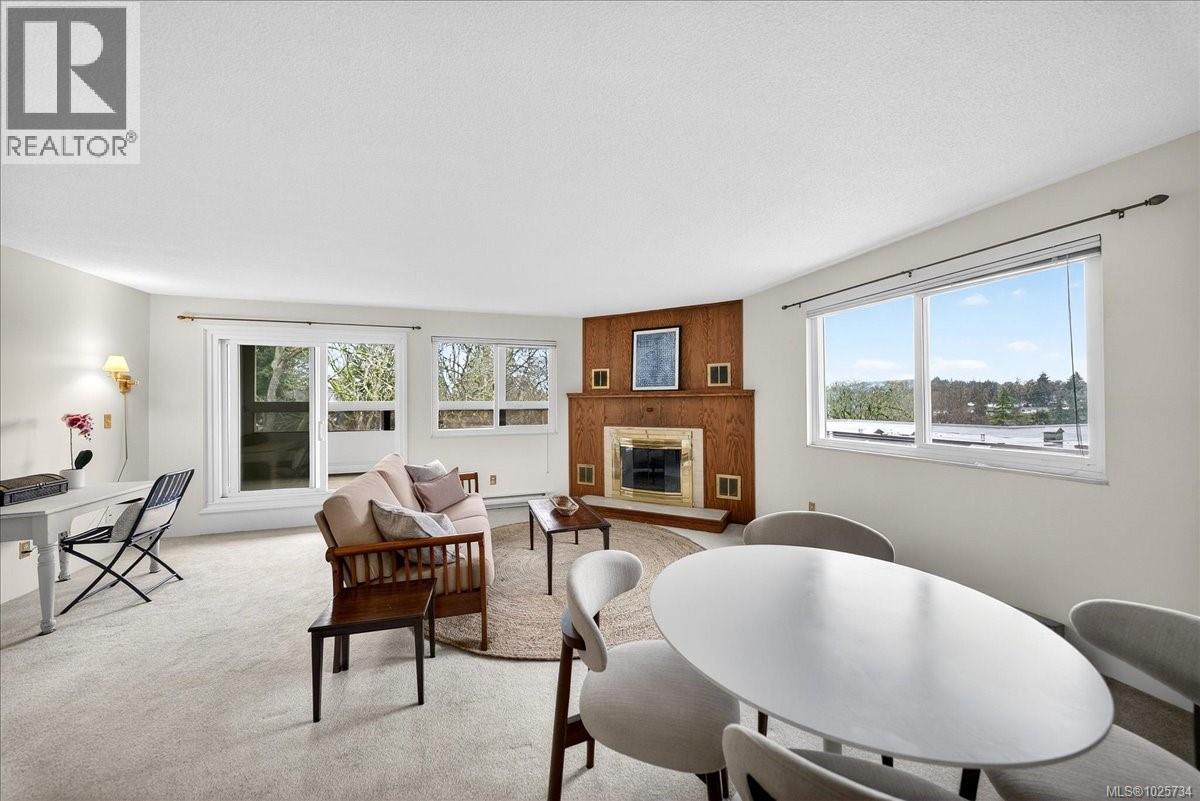 403 1010 Bristol Road, Saanich