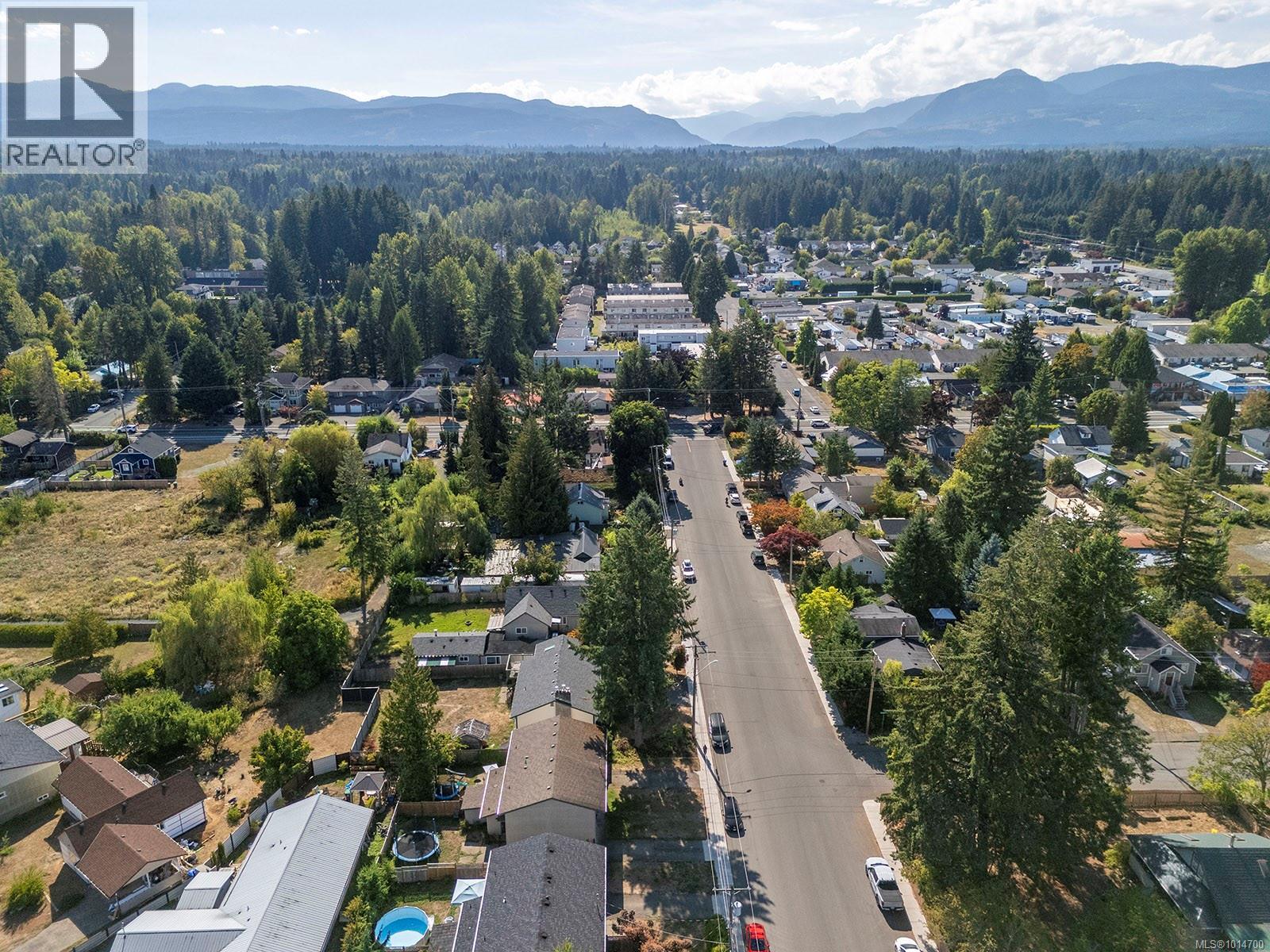 1170 14th St, Courtenay